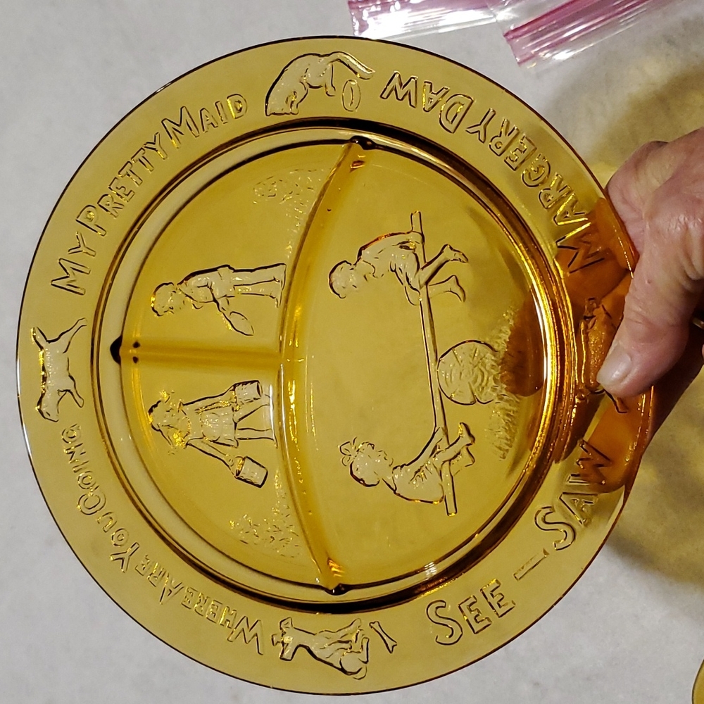 TIARA Vintage Plate Nursery Rhyme Child's Divided Amber Glass